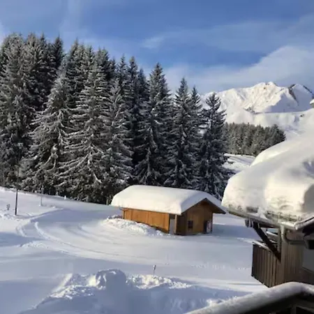Praz De Lys Centre Station